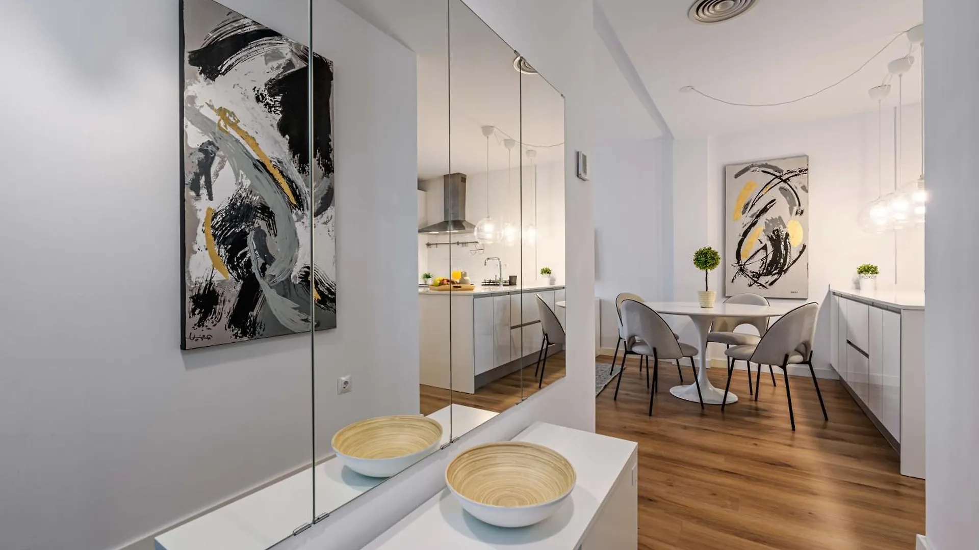 Апартаменты Sunset Malaga - Soho Art District
